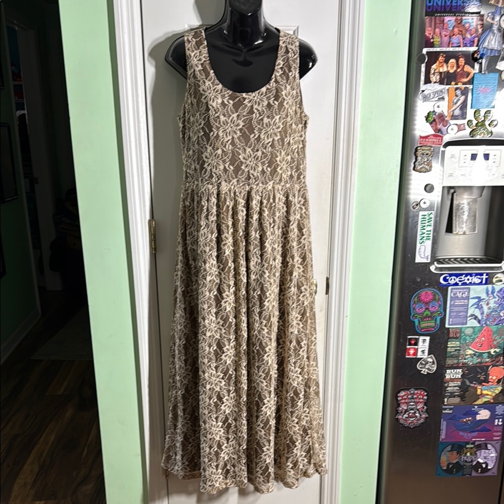 Á Reve Brown Tan Embroidered Lace Romantic Fall Sleeveless Maxi Dress Size L